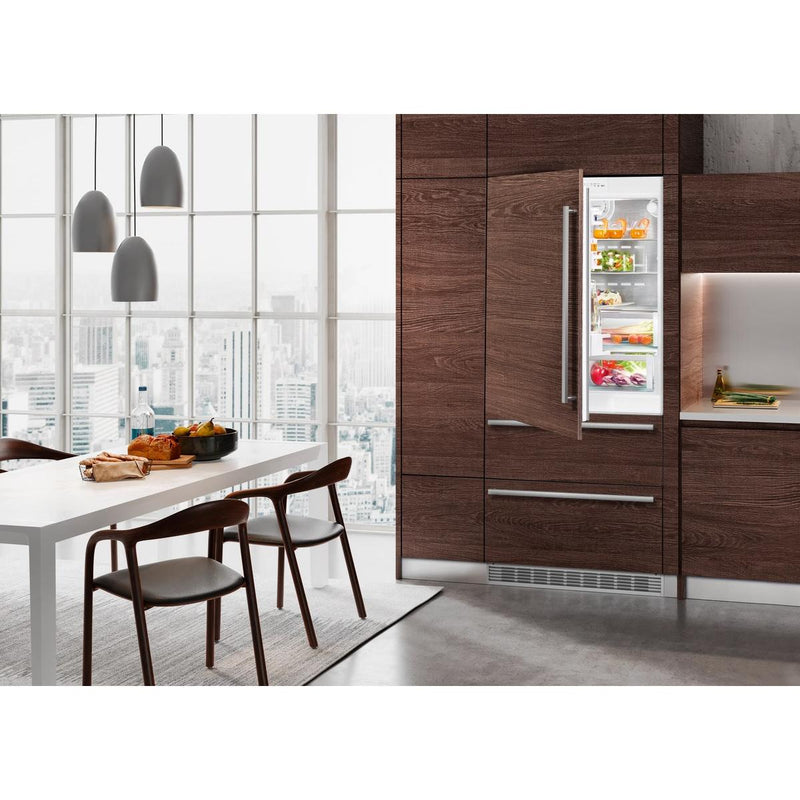 Liebherr 36-inch, 19.5 cu. ft. Built-in Bottom Freezer Refrigerator with Interior Ice Maker HC 2091 IMAGE 6