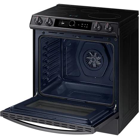 Samsung 30-inch Slide-in Electric Induction Range with WI-FI Connect NE63T8911SG/AC IMAGE 10