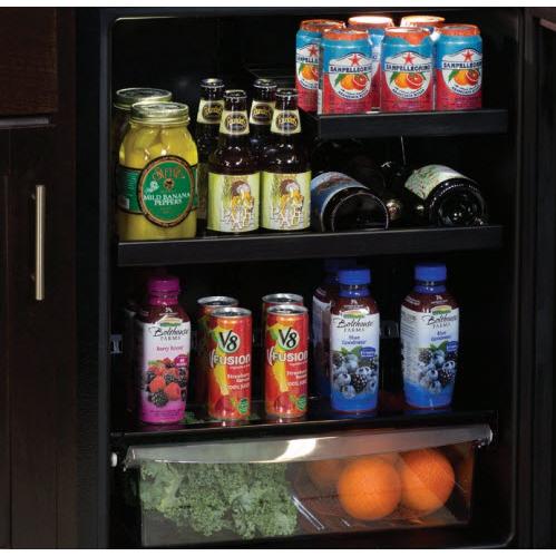 Marvel 24-inch, 5.3 cu.ft. Built-in Compact Refrigerator with BrightShield™ MLRE224-IG81A IMAGE 2